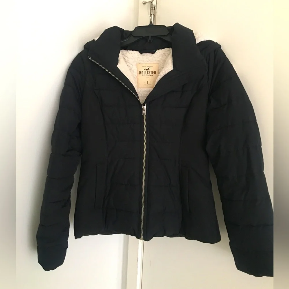 Hollister | Jackets & Coats | Hollister Puffer Jacket Size S Dark Hollister | Jackets & Coats | Hollister Puffer Jacket Size S Dark